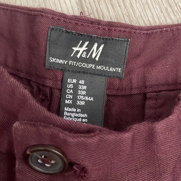 H&M burgundy shorts size 33 - Picture 2 of 3